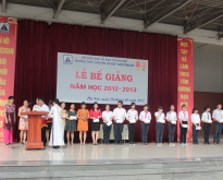 Năm học 2012-2013 – Cơn mưa thành tích gọi tên “Hà Nội – Ams”