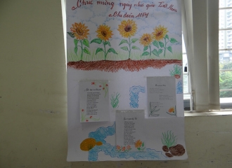 [Happy Vietnamese Teachers’ Day] The drafting of ideas and preparation for the 20th November Vietnam Teachers' Day from grade 10 students